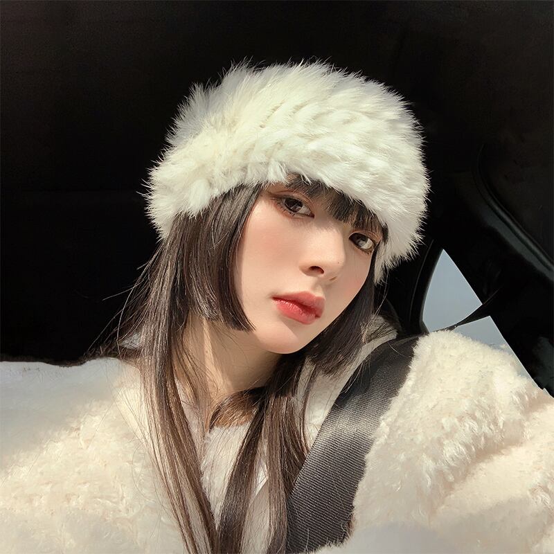 ファーヘアバンド オータムウィンターレッドスタンダード レトロ 帽子 秋物 冬物 ヘアアクセサリー ブラック・アイド・ピーズ34912475249