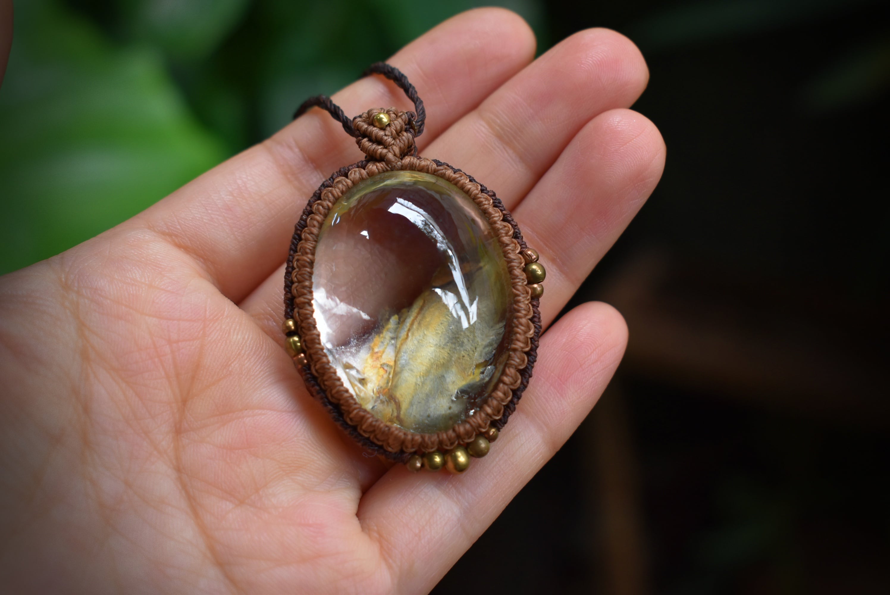 高品質★極上カラー★ガーデン貫入り水晶 マクラメペンダント