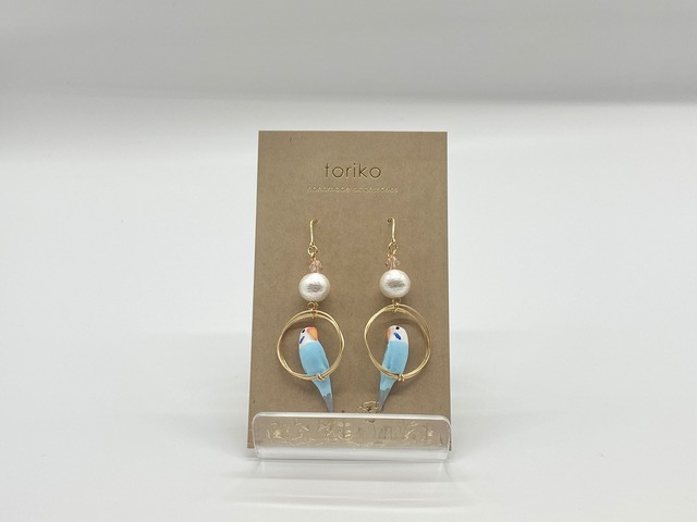 セキセイインコ（水色）コットンパール付ピアス・イヤリング