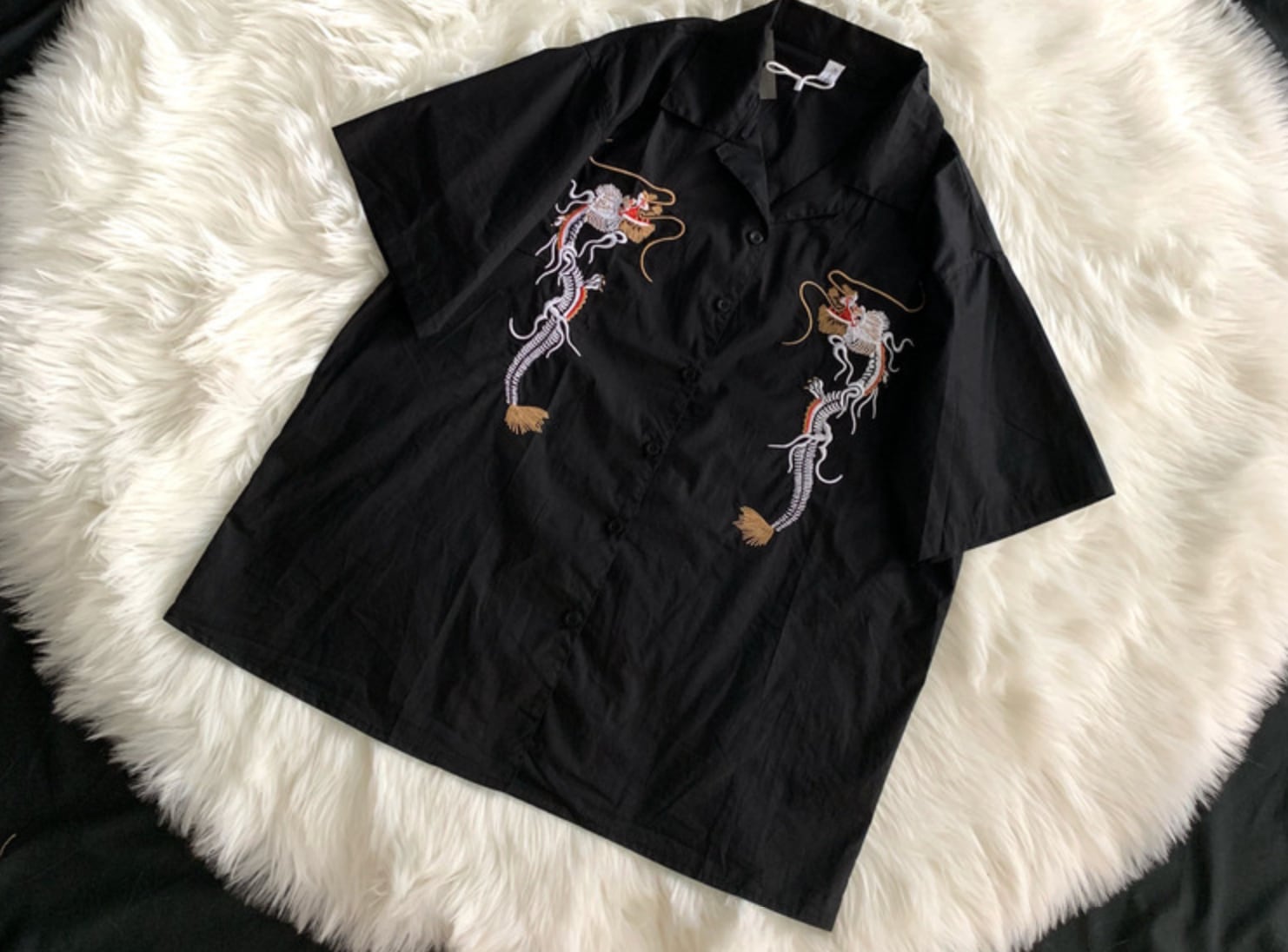 半袖 刺繍 ブラック かっこいい Tシャツ 龍 ストリート 韓国