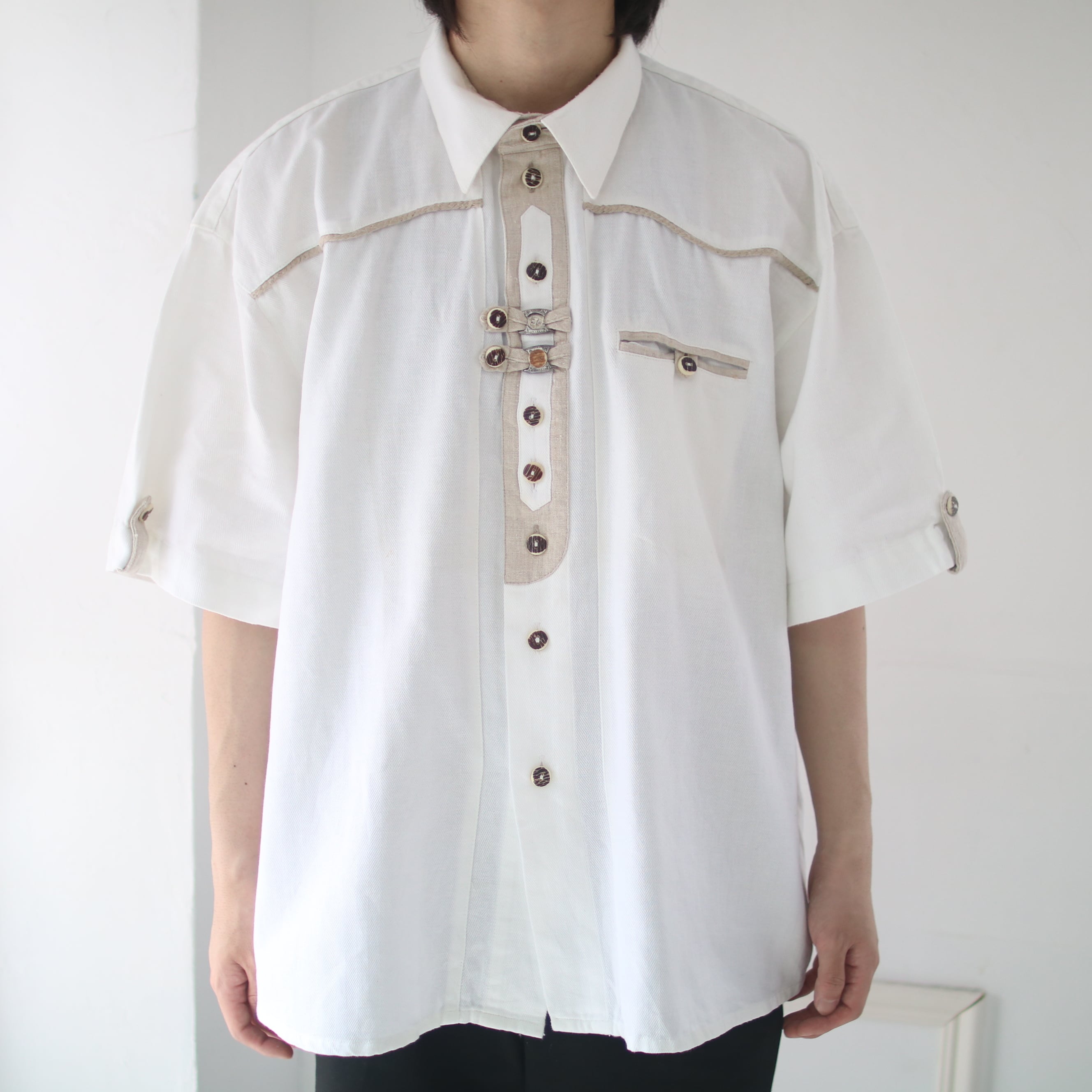 OLD cotton design tyrolean shirt white | 古着屋orb ONLINESTORE OLD cotton design tyrolean shirt white | 古着屋orb ONLINESTORE