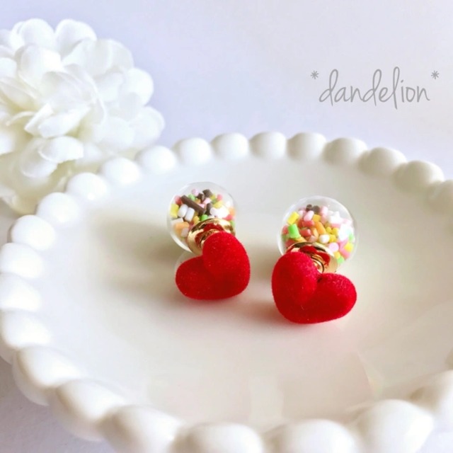 チョコっと♡赤いハートガラスドームピアス バレンタイン