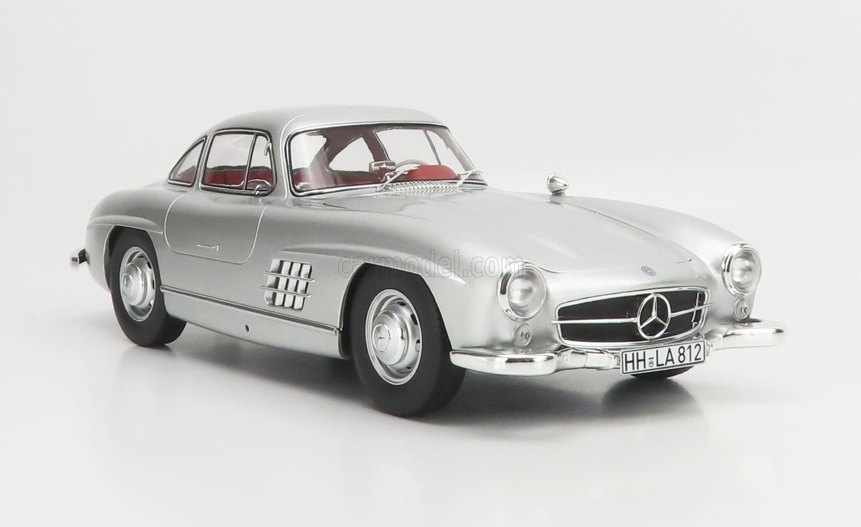 MERCEDES BENZベンツ SL-CLASS 300SL COUPE (W198) 1954 SILVER IXO