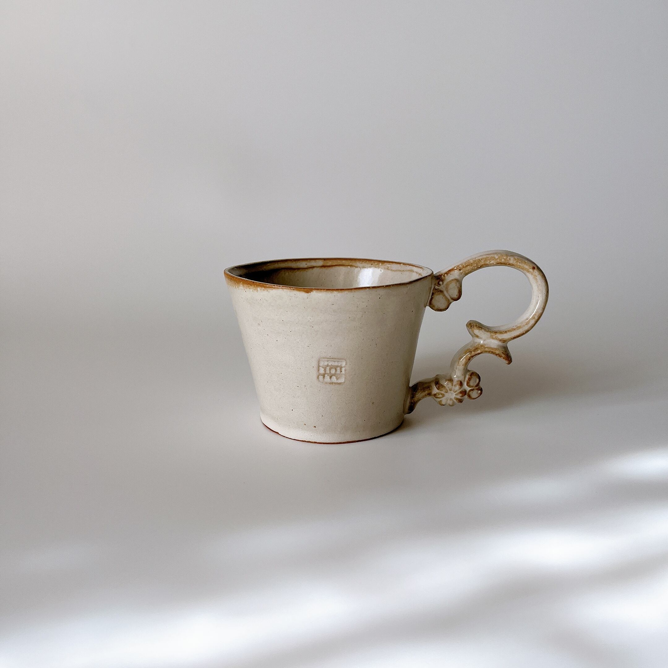 キエリ舎 | Lucy-secretcloset-