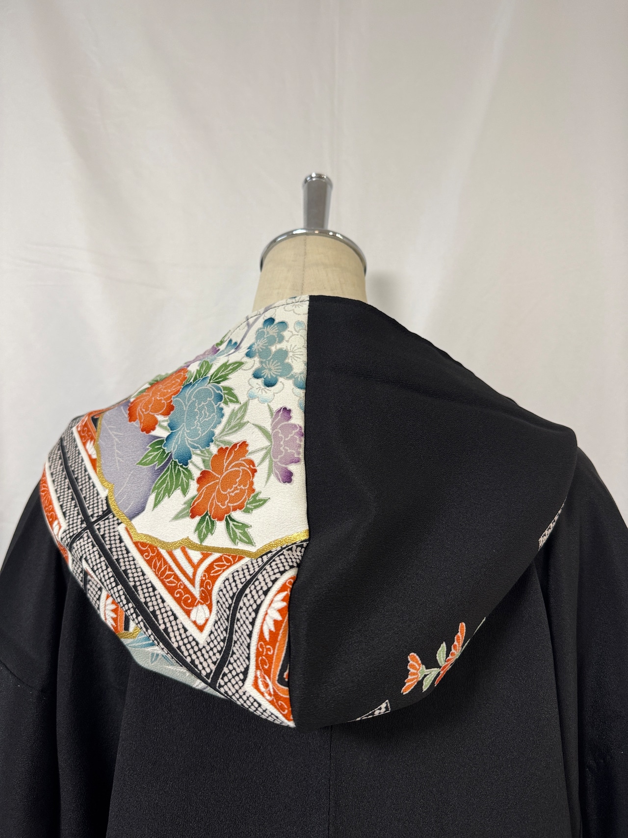 Hoodie Long Black 541