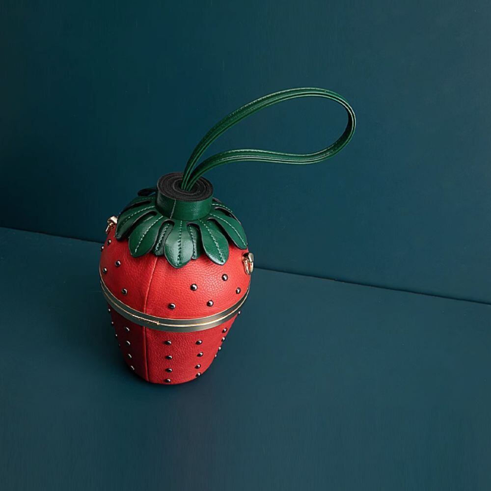 完熟いちごを一粒。ハンド&ショルダーバッグ E00262 | EMMA GRAND