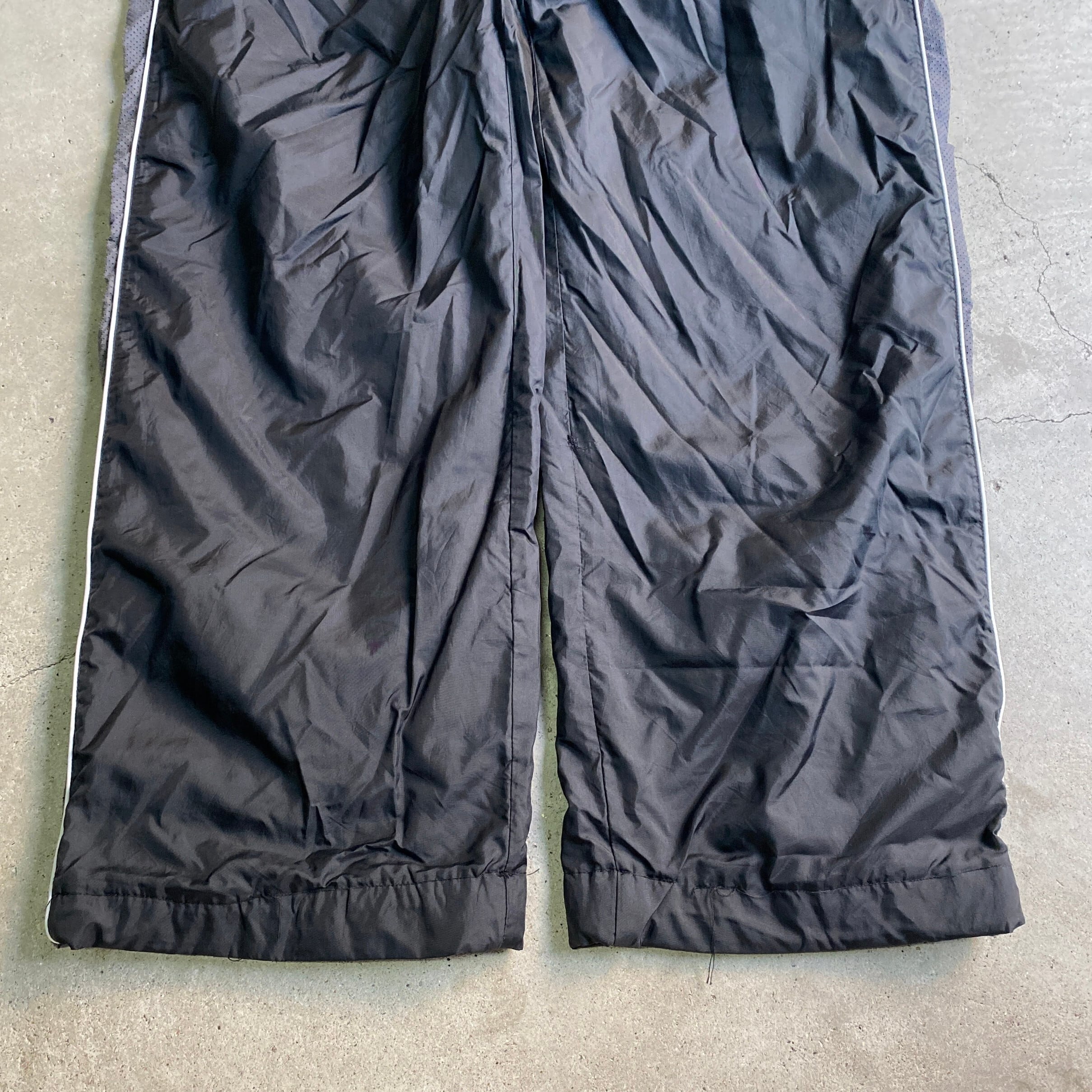 NIKE ナイキ スウォッシュロゴ刺繍 サイドライン ジョグパンツ メンズ