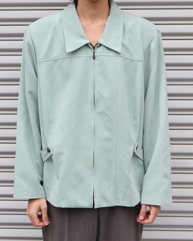 Coloring detail zip blouson