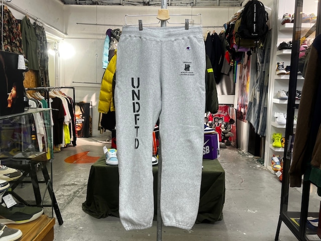 UNDEFEATED × CHAMPION RW SWEAT PANT GREY LARGE 35429