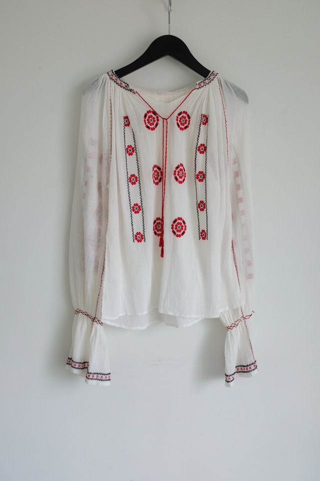 [vintage] 1930's Hungary vintage embroidery blouse
