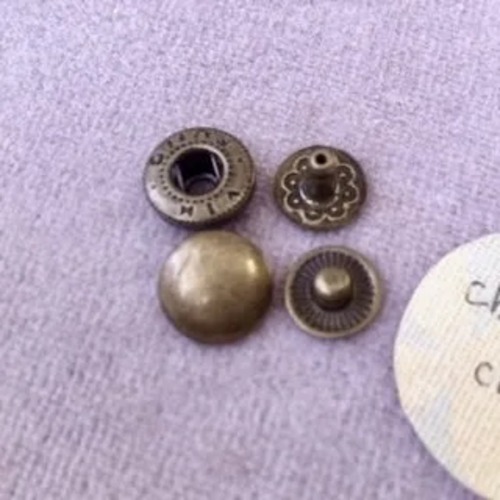 スナップボタンS　10mm 5個　アンティークゴールド