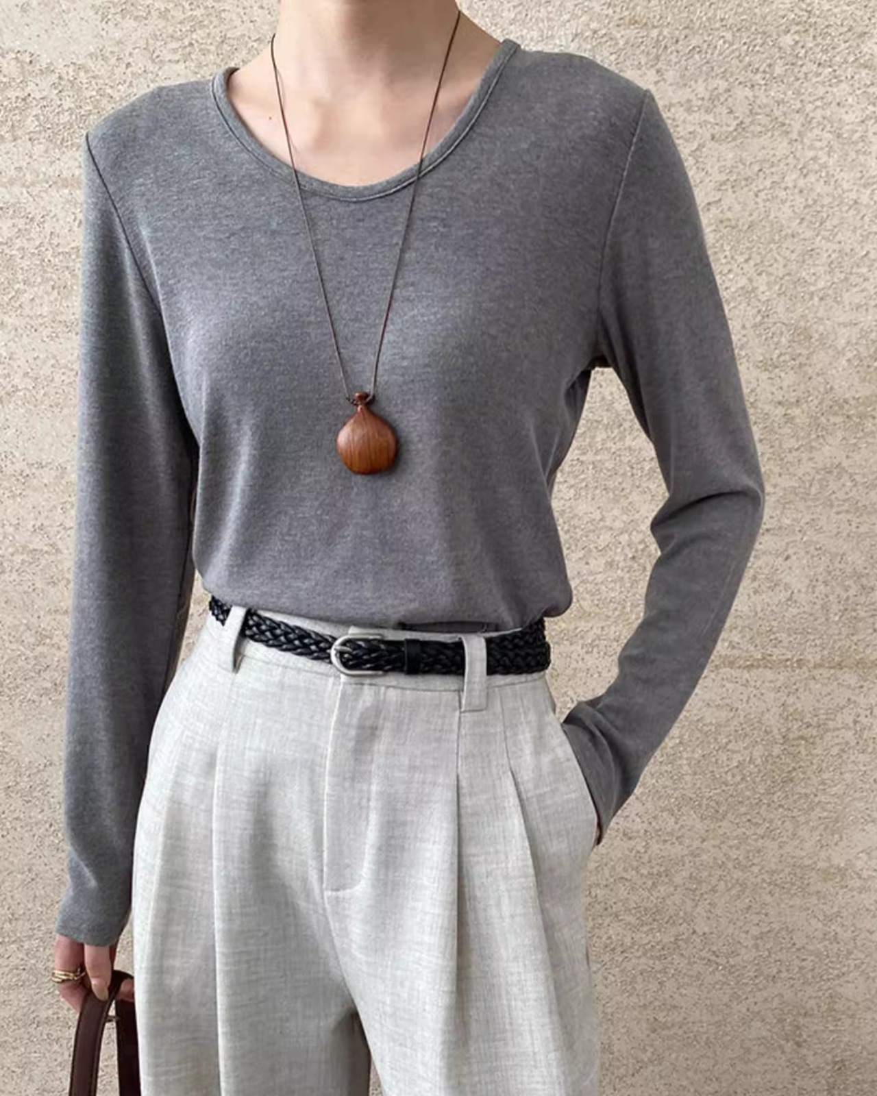 Simple round neck T-shirt　T20204