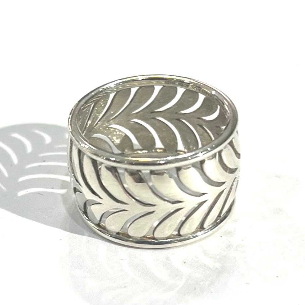 TIFFANY & Co.】【約12.5号】3003 Villa Paloma Palm リーフリング