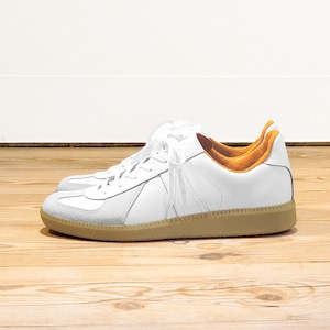 GERMAN TRAINER ＜ORANGE＞