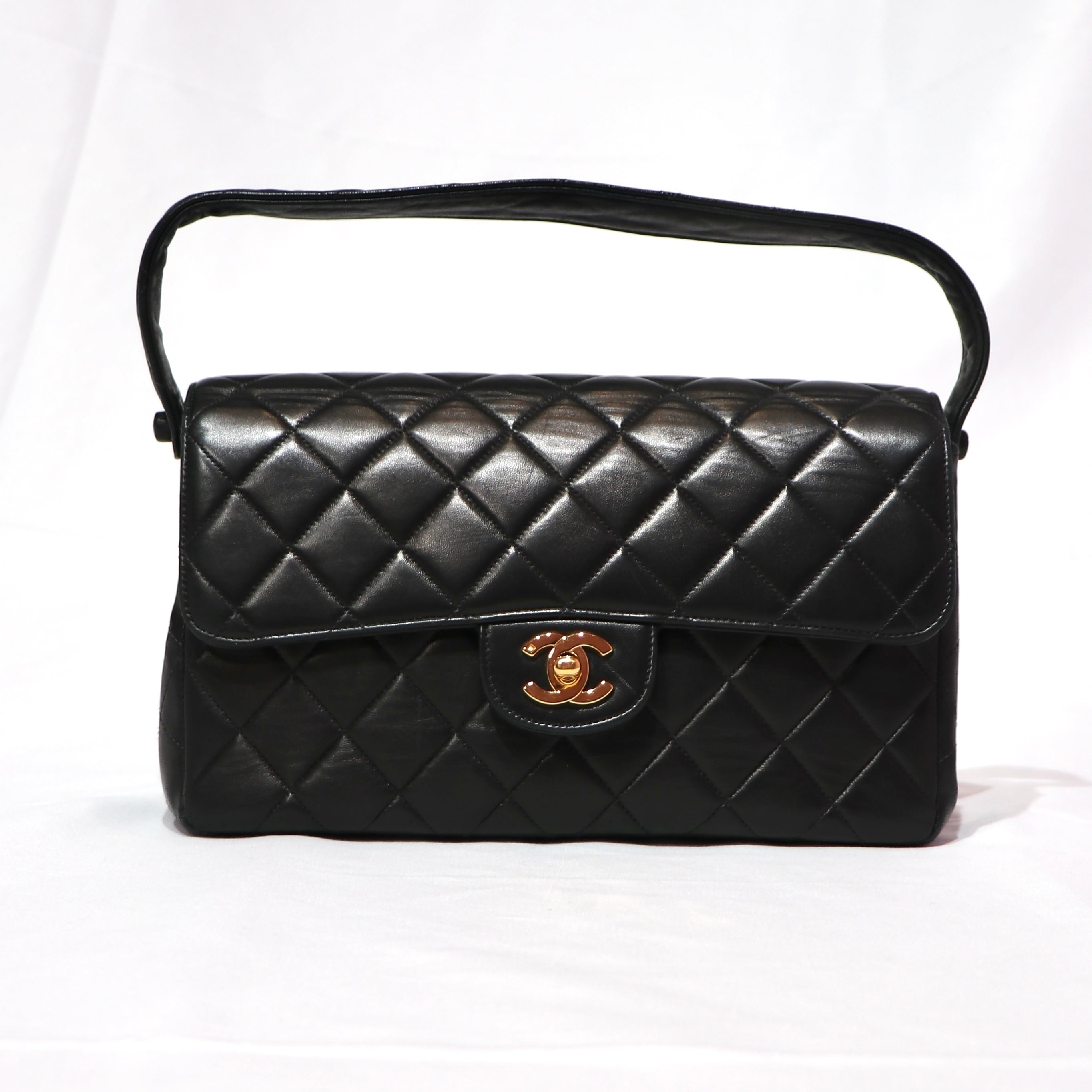 シャネル　ダブルフェイス　斜めがけポーチ CHANEL シャネル マトラッセ ダブルフェイス チェーンショルダーバッグ