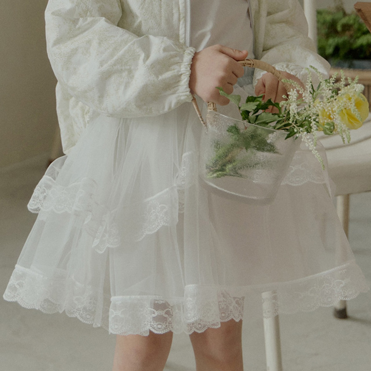 秋レースチュールスカート