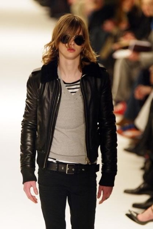 定番◆DIORHOMMEディオールオム ティアドロップサングラス黒◆