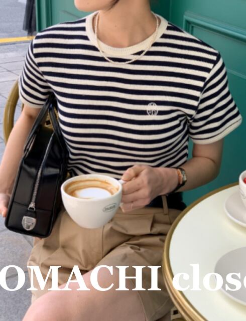 【送料無料】 半袖ストライプTシャツ コットン スリムフィット 半袖Tシャツ 大人カジュアル 韓国 レディース オルチャン 20代 30代 40代 上品 シンプル ストライプTシャツ 夏 通勤 通学 OL ラウンドネック レトロ シック シンプル 大人可愛い 大人女子 オフィスカジュアル 楽ちん お洒落 着回し抜群 ラフ 動きやすい 定番 モダン 楽ちんコーデ ストライプ ボーダー ネイビー ブルー デート 旅行 女子会 お泊り オトナ可愛い オトナ女子 おしゃれ おそろい