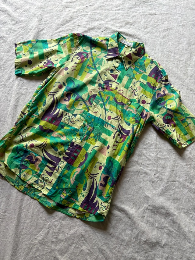 Light Green Artistic Pattern Shirt