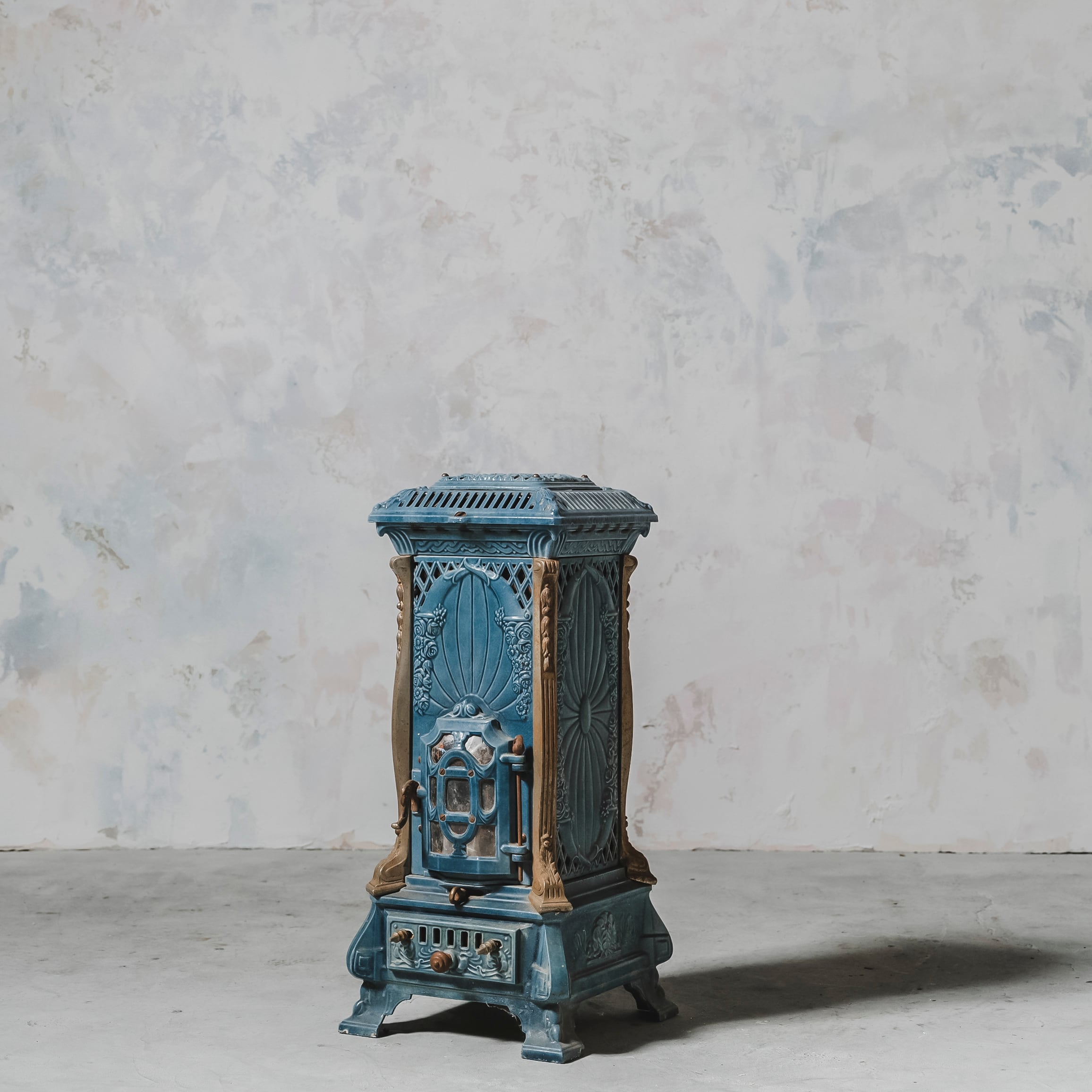 ストーブ/アンティークストーブ/ストーブ/薪ストーブ/ヨーロッパアンティーク/ディスプレイ/店舗什器/空間装飾