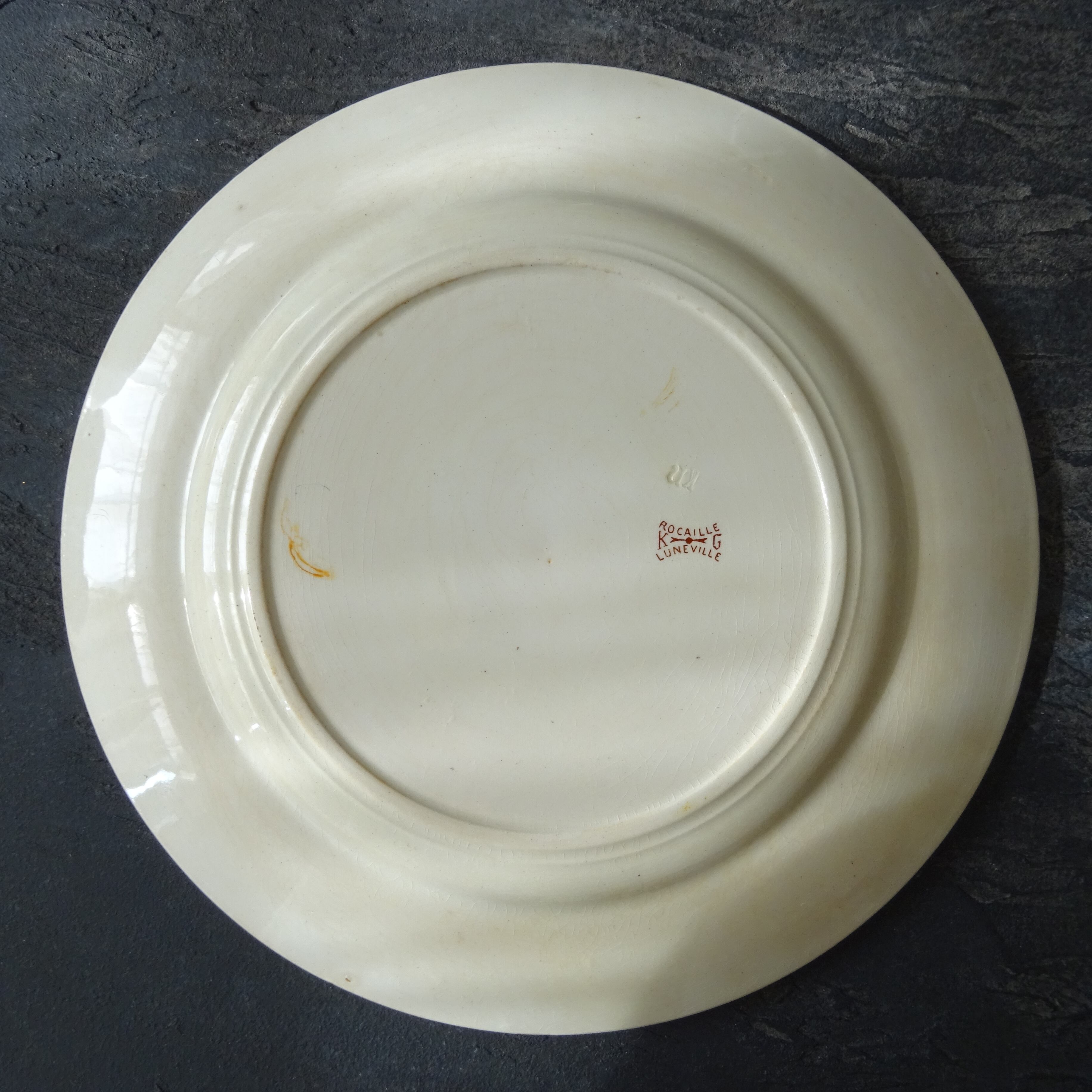 【 Épuisé 】KG Lunéville  modèle《Rocaille》Assiette plate (C)