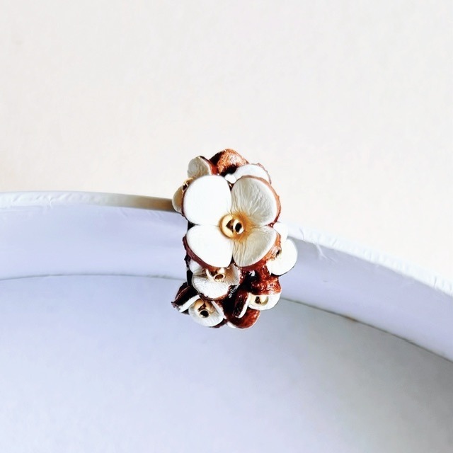 ラウンドタイプ イヤーカフ(White)