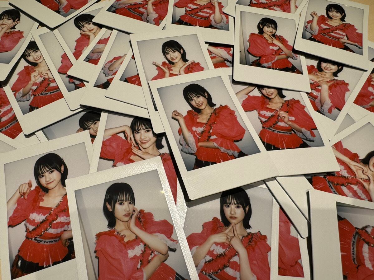 由愛可奈 チェキアルバム　サイン & イラスト & コメント入り　生チェキ 由愛可奈 チェキアルバム サイン & イラスト & コメント入り 生チェキ