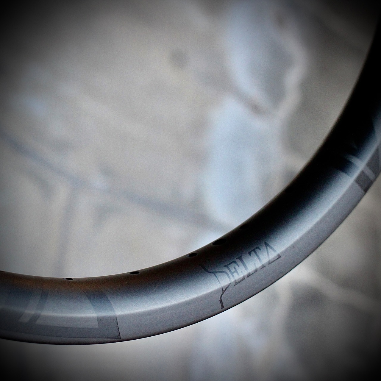DELTΔ BMX SUPER LIGHT CARBON RIM (20INCH)