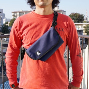 A Messenger Bag Prima citta/Black*Red (プリマチッタ) メッセンジャーバッグ