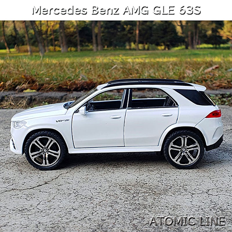 メルセデス ベンツ GLE 63S 1/32 ミニカー 全4色 ライト点灯 エンジン