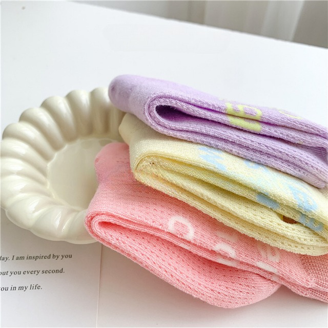 【即納】ピンクのキャンディカラーメッセージソックス 3足セット