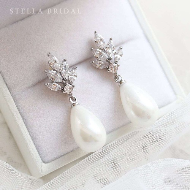 【OUTLET】キュービックジルコニア ブライダルイヤリングorピアス Ella - エラ ドロップパール｜ブライダルアクセサリー