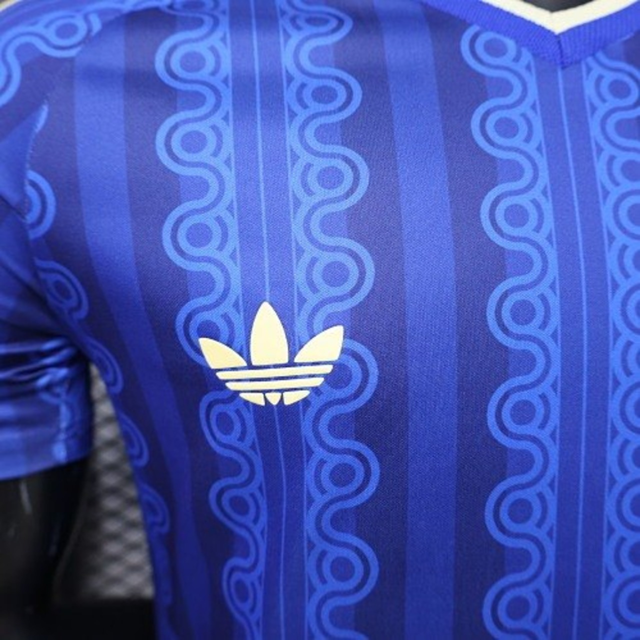 【お取り寄せ】スウェーデン代表 2026 アウェイ サッカーユニフォーム ネーム 背番号 カスタム可