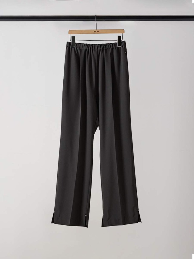 【10月上旬〜中旬入荷次第お届けのご予約】YENN/イエン SIDE SLIT SLACKS Y263-31107-2   36, 38