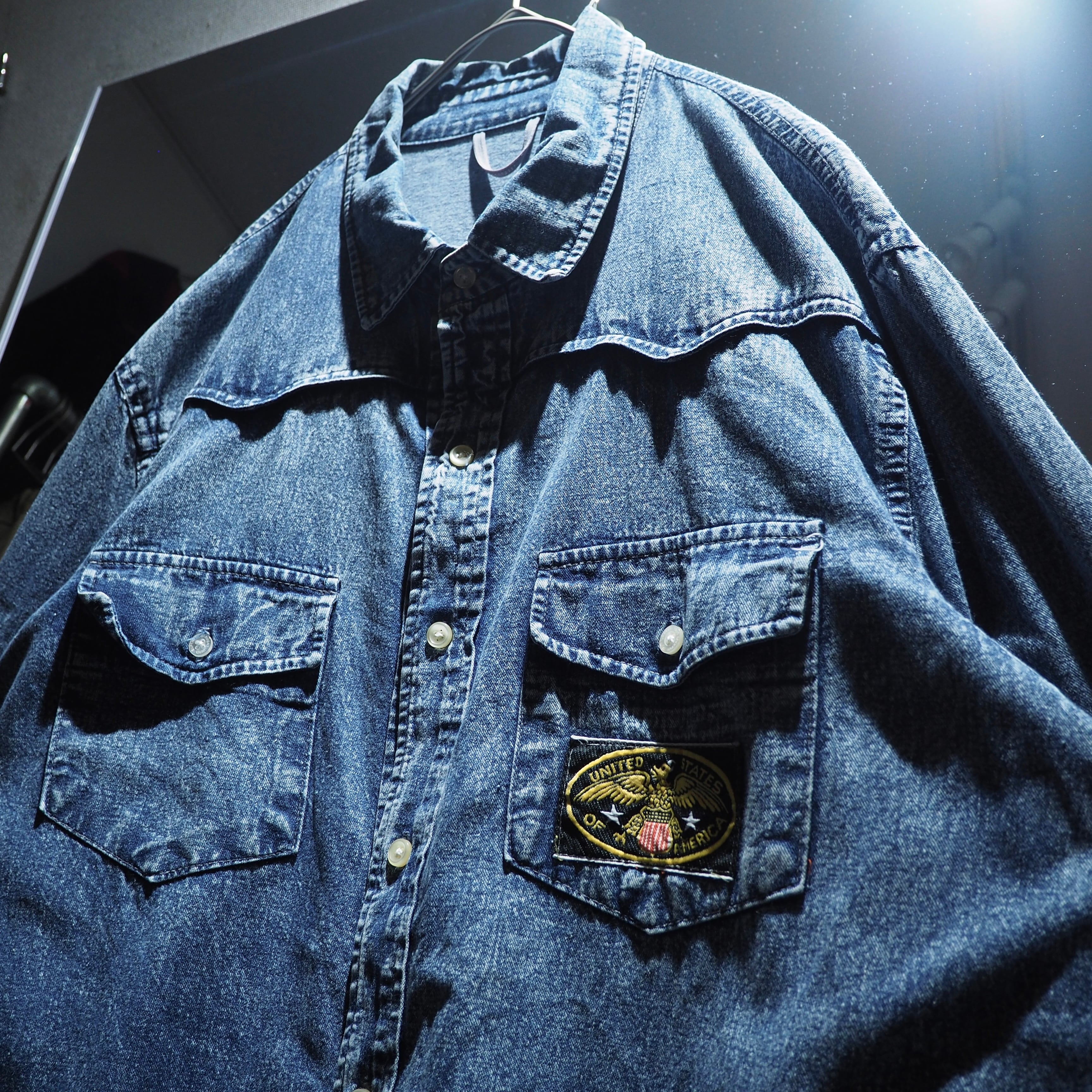 1980 - 90s " United States Of America " Eagle Embossed vintage loose Denim shirt