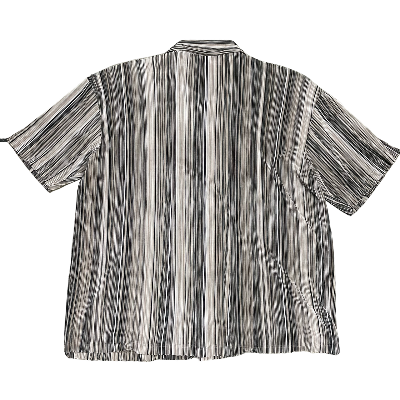 PLEATS DESIGN SHIRTS