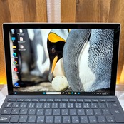 オススメ‼️Microsoft Surface Pro 5/Core m3 第7世代/メモリ4GB/SSD128GB/タッチパネル式/人気ノートパソコン