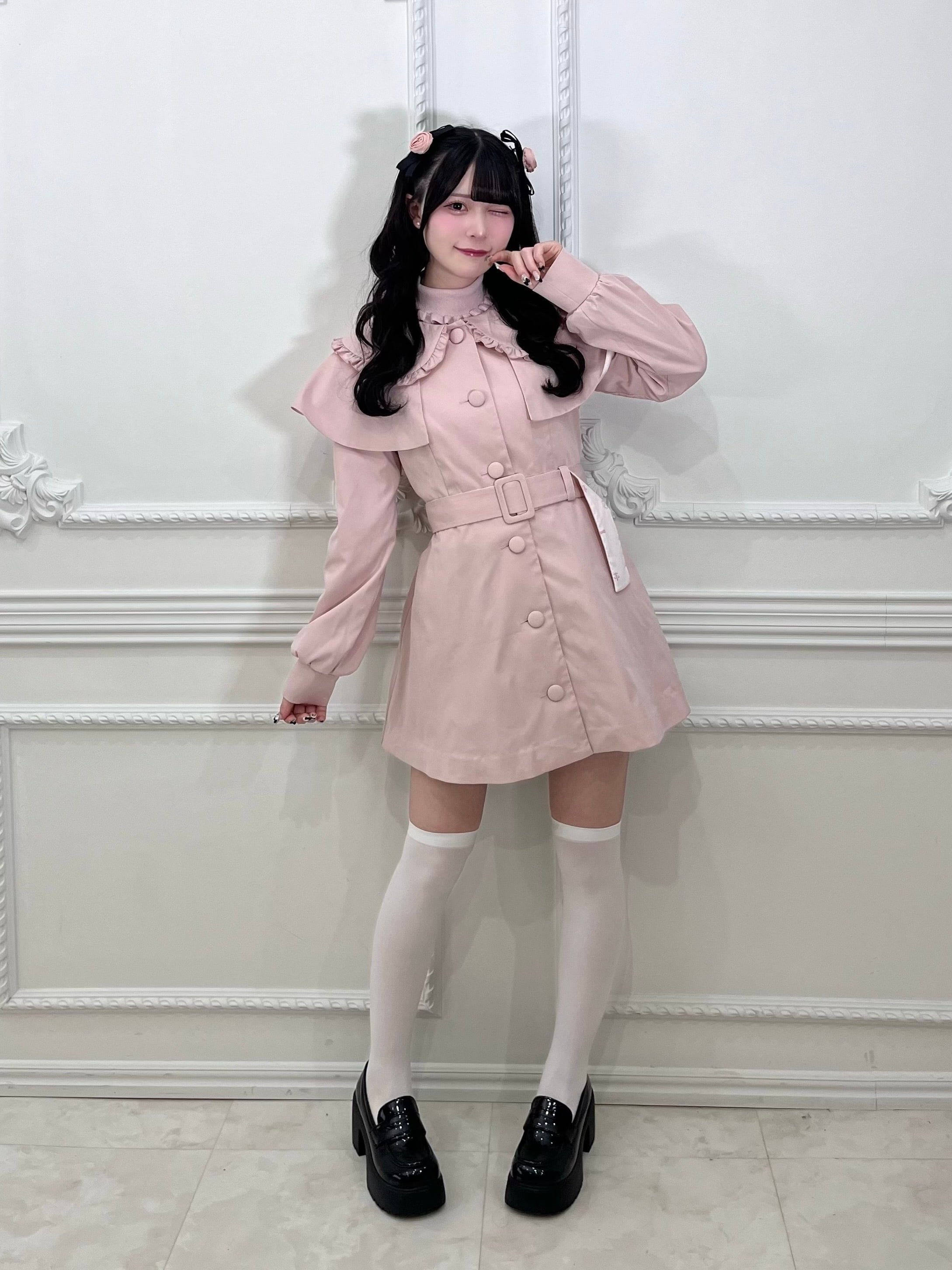 きゃぴきゃぴケープトレンチコート