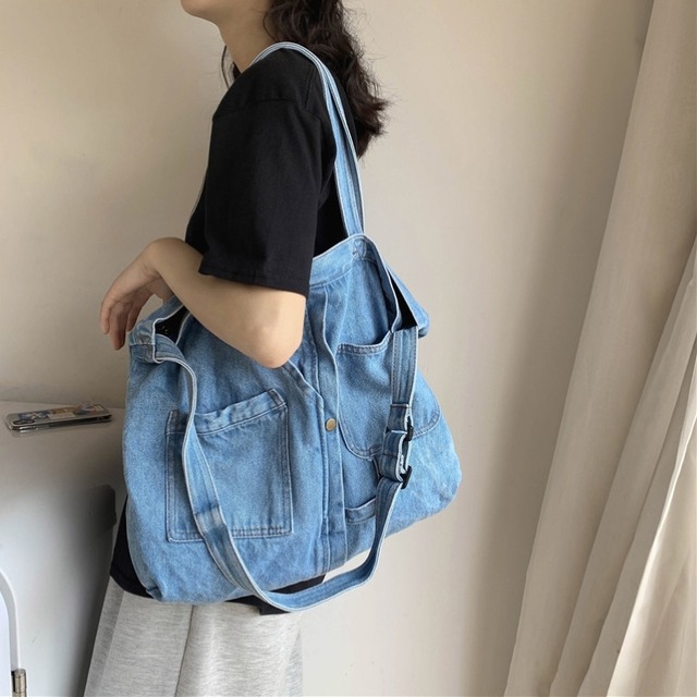 バッグ レディースバッグ ショルダーバッグ トートバッグ 肩がけバック 手持ちバッグ デニムトートバッグ 2way 大容量 収納 A4 軽い ファスナー ポケット カジュアル レトロ メンズライク 存在感 レディース 学生 お出かけ 休日 お買い物 普段使い 韓国 スタイル 送料無料 オールシーズン 大きめ