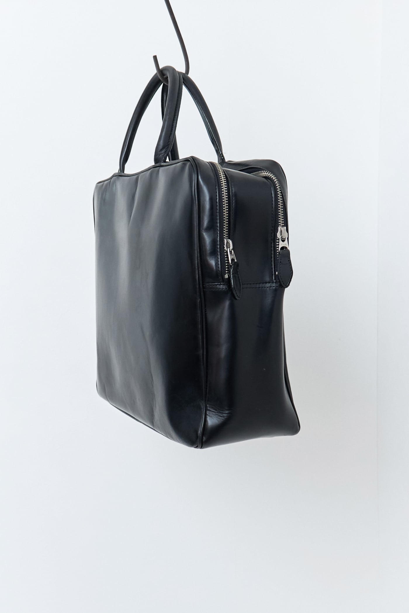 Katsuyuki Yoshida for COMME des GARÇONS BLACK スクエア ステア