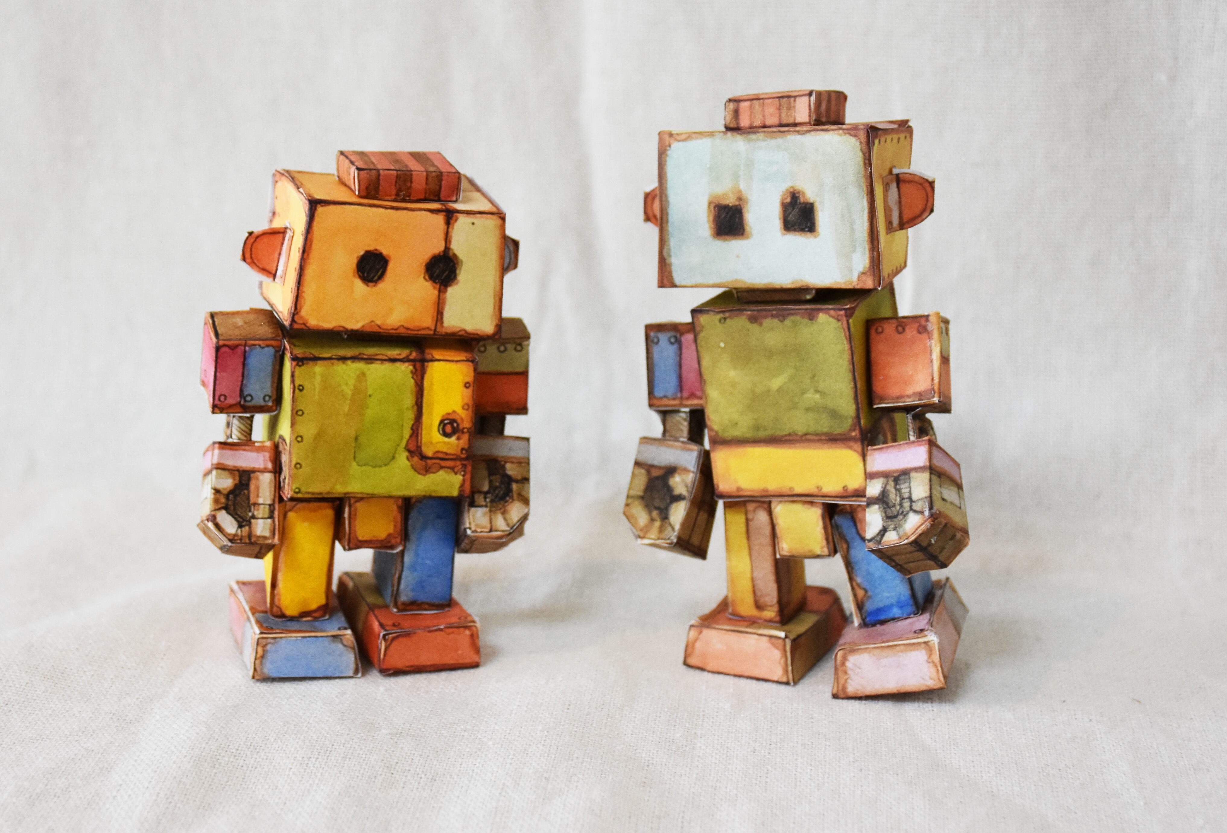 ペーパークラフト 「カラフルロボット」 | とんかちしょうねん