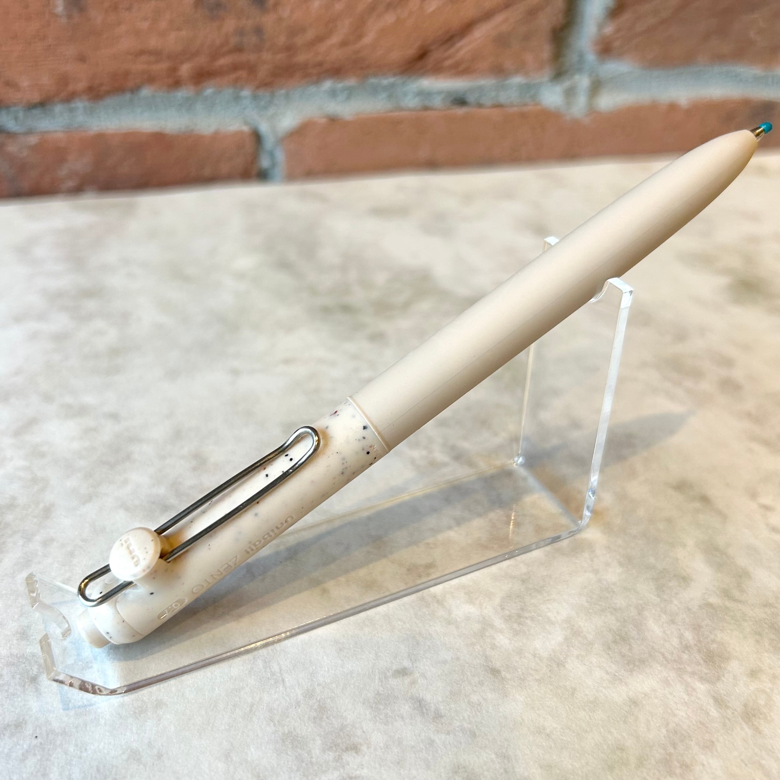 2026年限定品】三菱鉛筆 「 ユニボールゼント スタンダードモデル