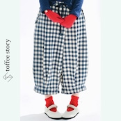 ほっこり主役、青チェックパンツ 《i0722》