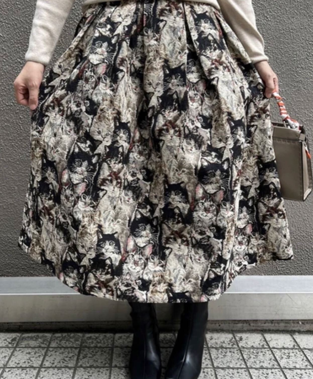 BABY 猫柄スカート