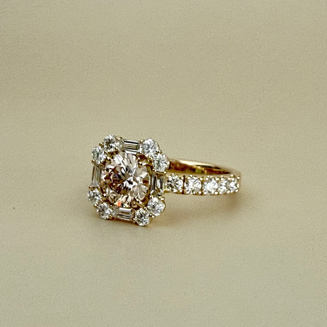 ダイヤモンド リング 1.060ct K18イエローゴールド チェカ 鑑定書付き