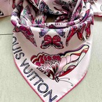 ルイヴィトン　スカーフ 　 LVカレ90 　 アゲハ蝶ピンク  12ACbt1-1