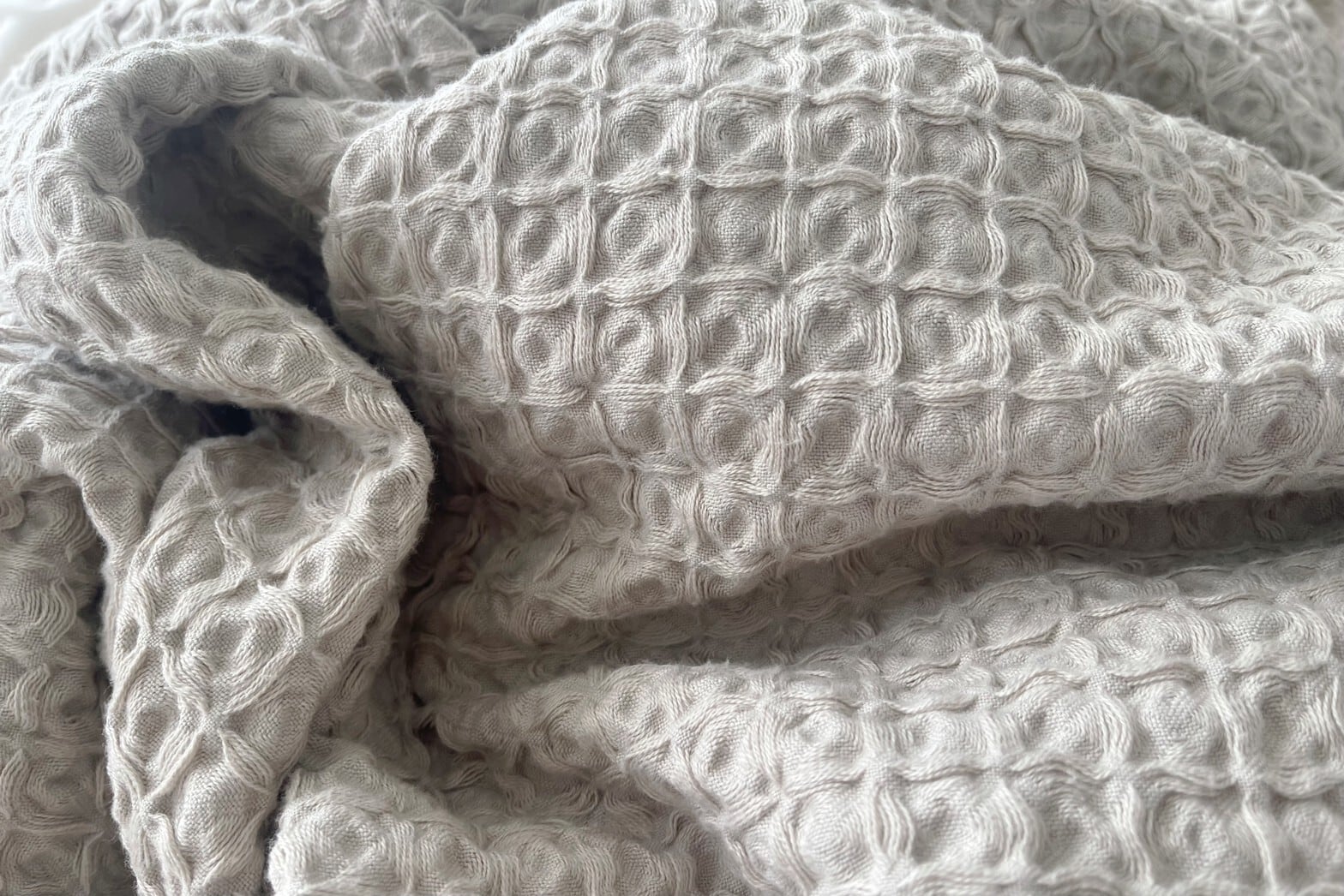 売り切りシャネル⭐︎ビンテージ⭐︎フワフワワッフル生地フリンジロングジャケット シャネル⭐︎ビンテージ⭐︎フワフワワッフル生地フリンジロング