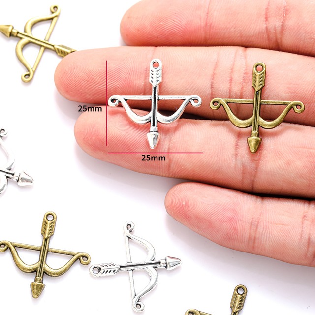 レトロ合金弓矢ペンダント 25×25mm 수납