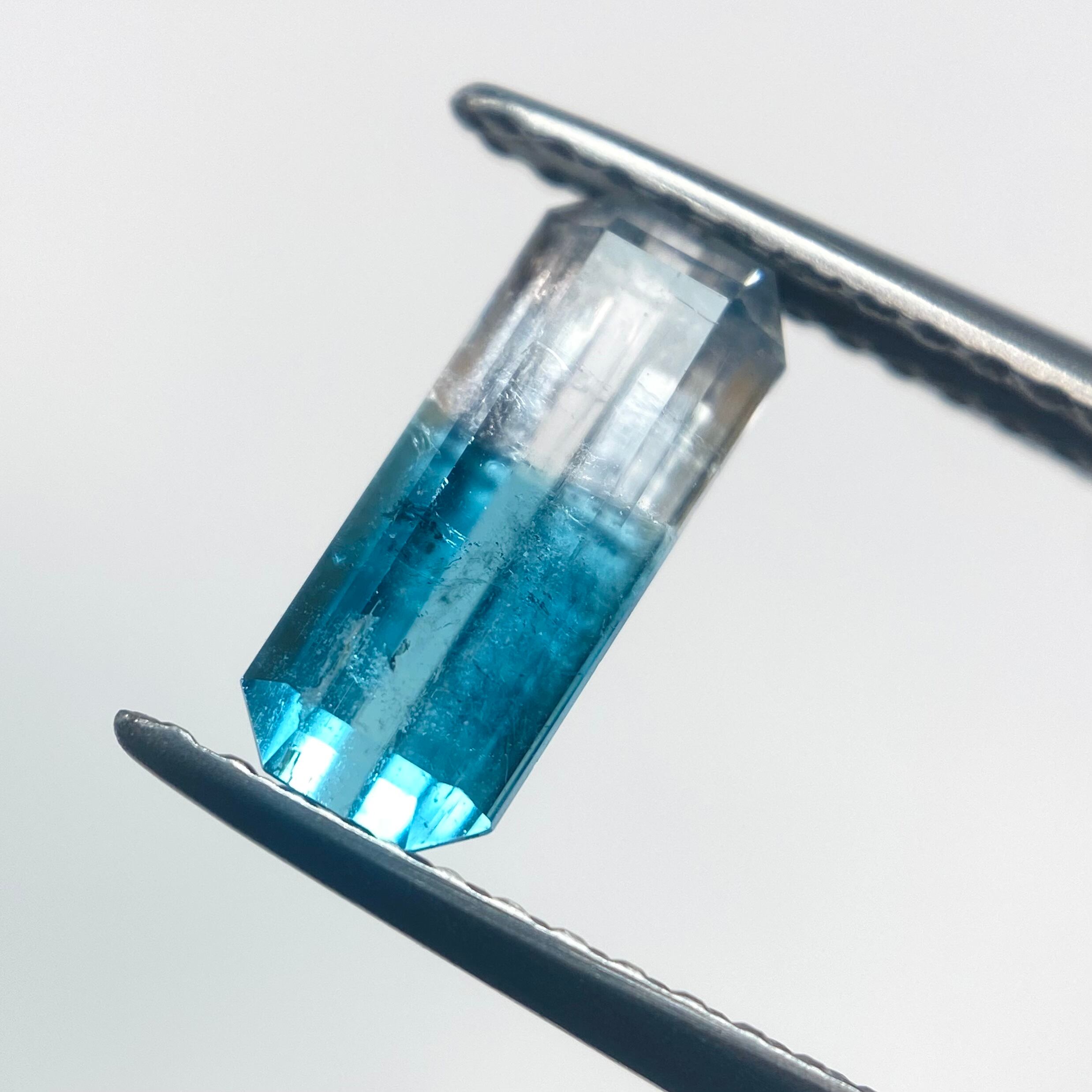 ハワイアンブルーなトルマリン