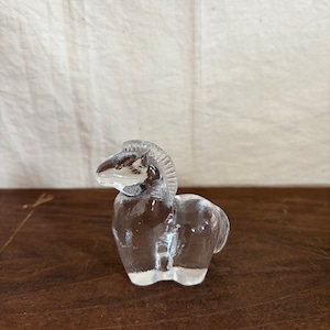 ガラスの馬